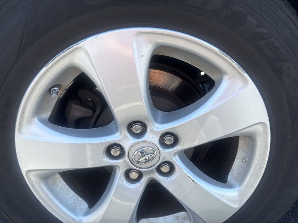 Thumbnail: 2014 Toyota Sienna - 8