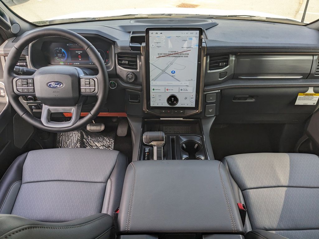 2025 Ford F-150 Lightning Lariat