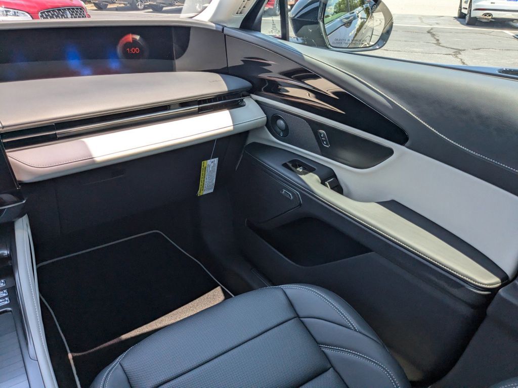 2025 Lincoln Nautilus Hybrid Premiere