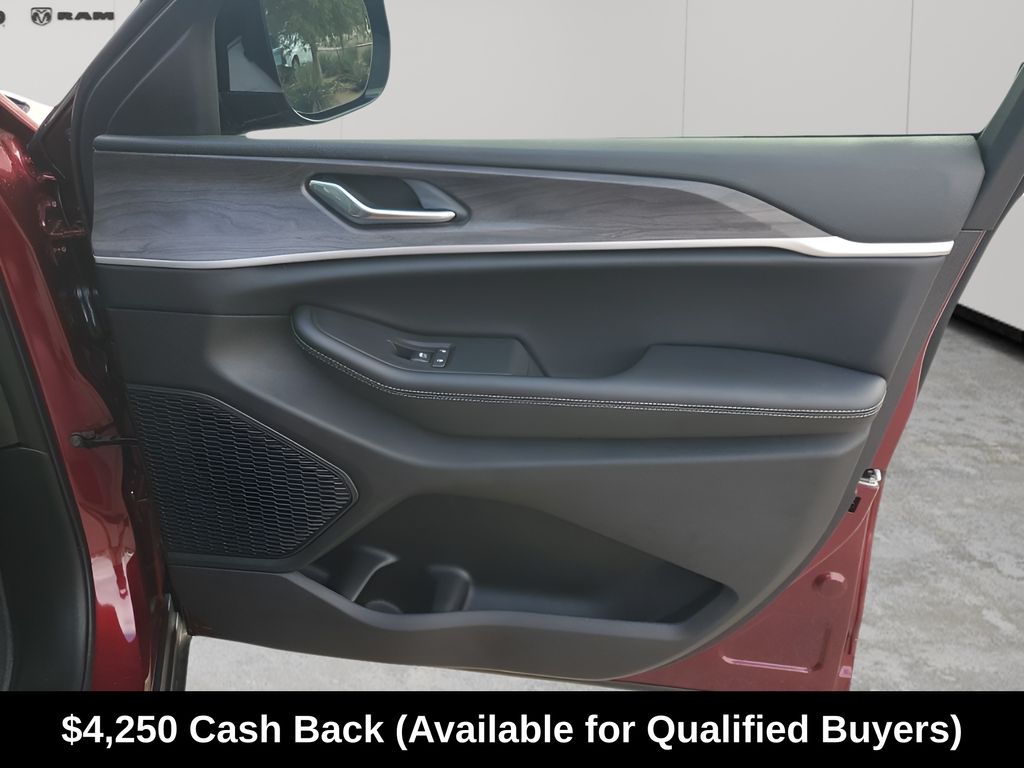 New Car 2025 Jeep Grand Cherokee  Limited For Sale Under $40,000 In Austin, Texas