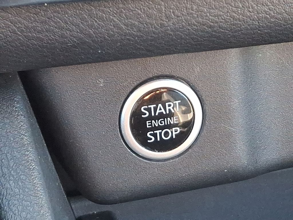 Thumbnail: 2023 Nissan Rogue - 24