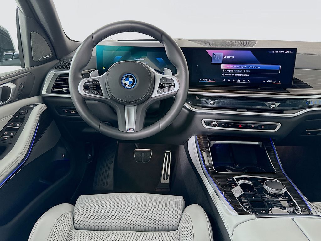 Thumbnail: 2025 BMW X5 - 23