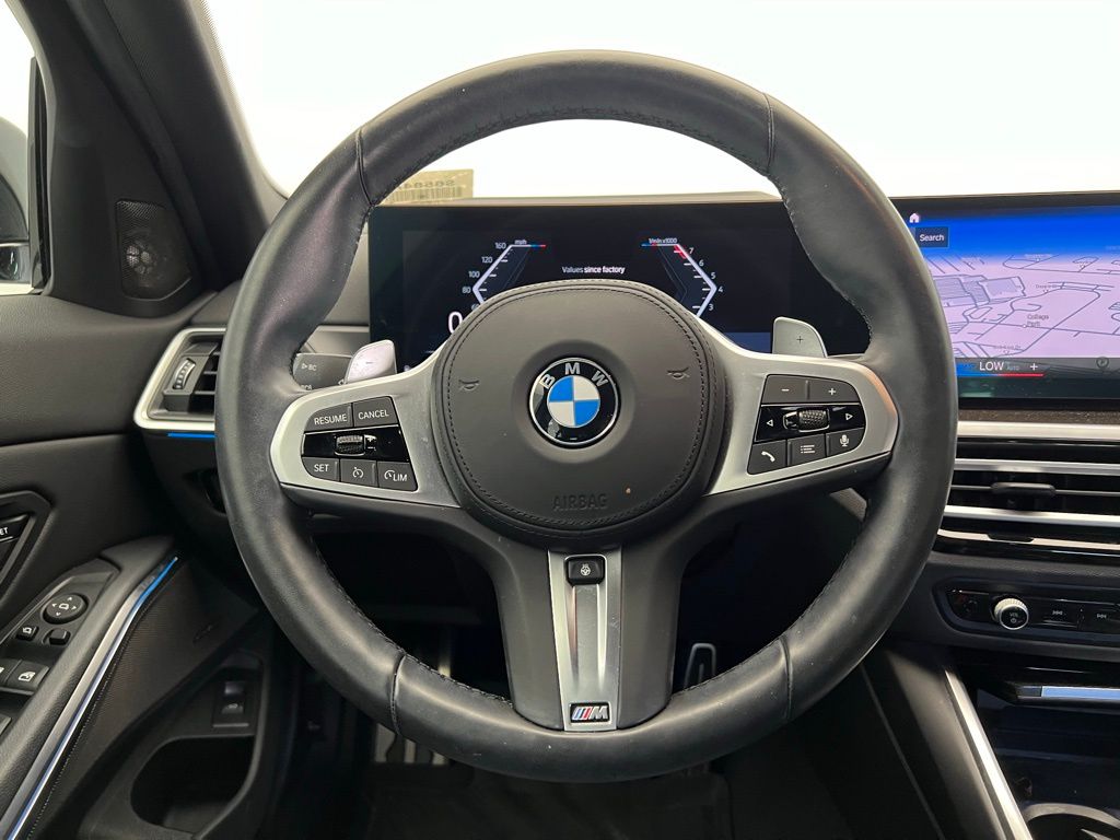 2023 BMW 3 Series 330i 18