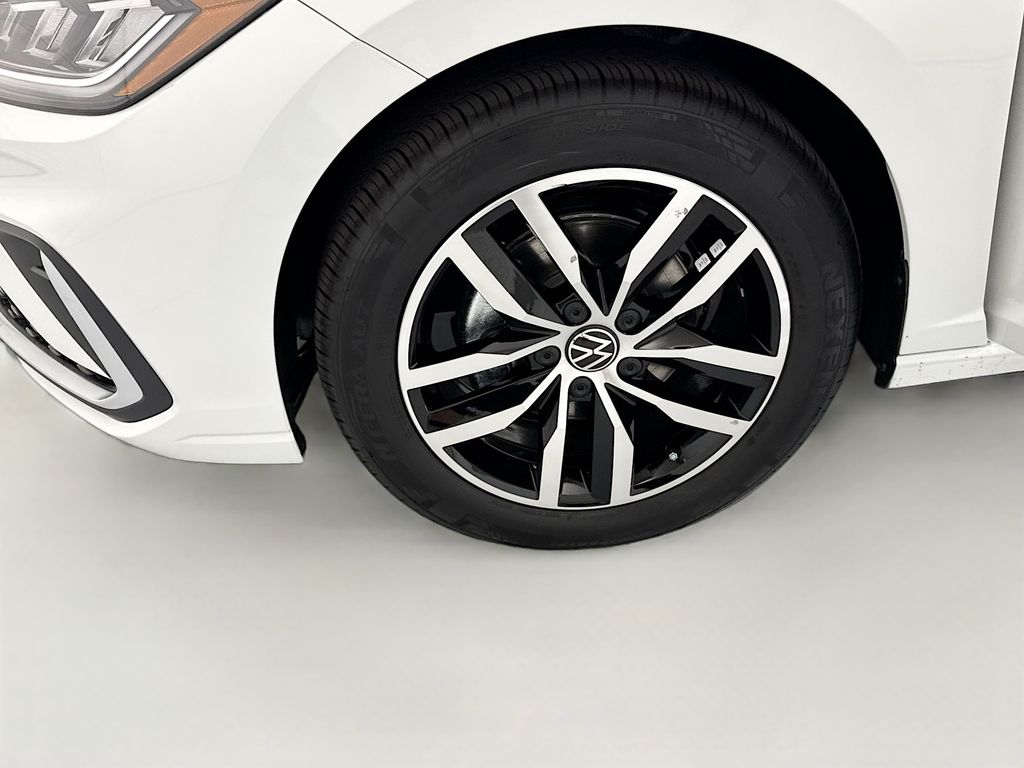 Thumbnail: 2026 Volkswagen Jetta - 28