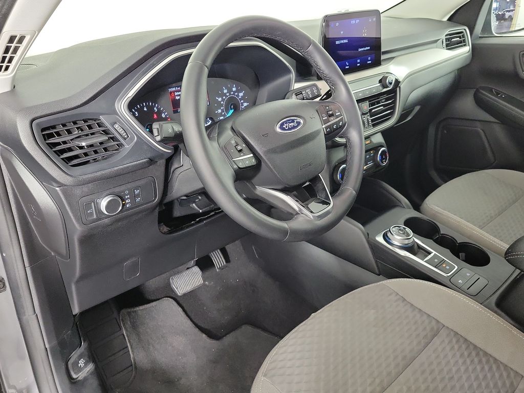 2022 Ford Escape SE Gray at Community Honda