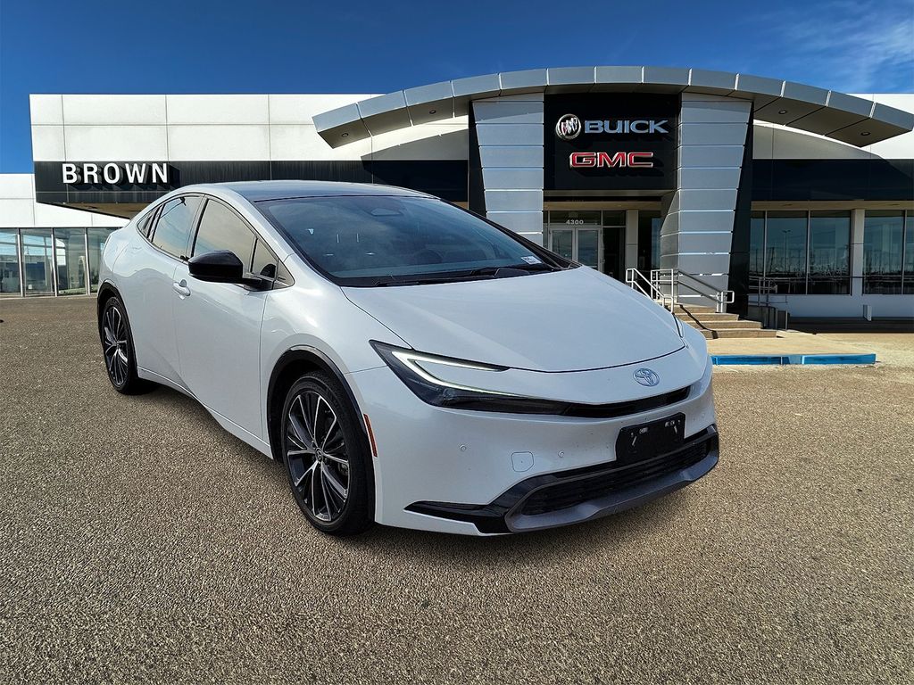 2023 Toyota Prius XLE - 0
