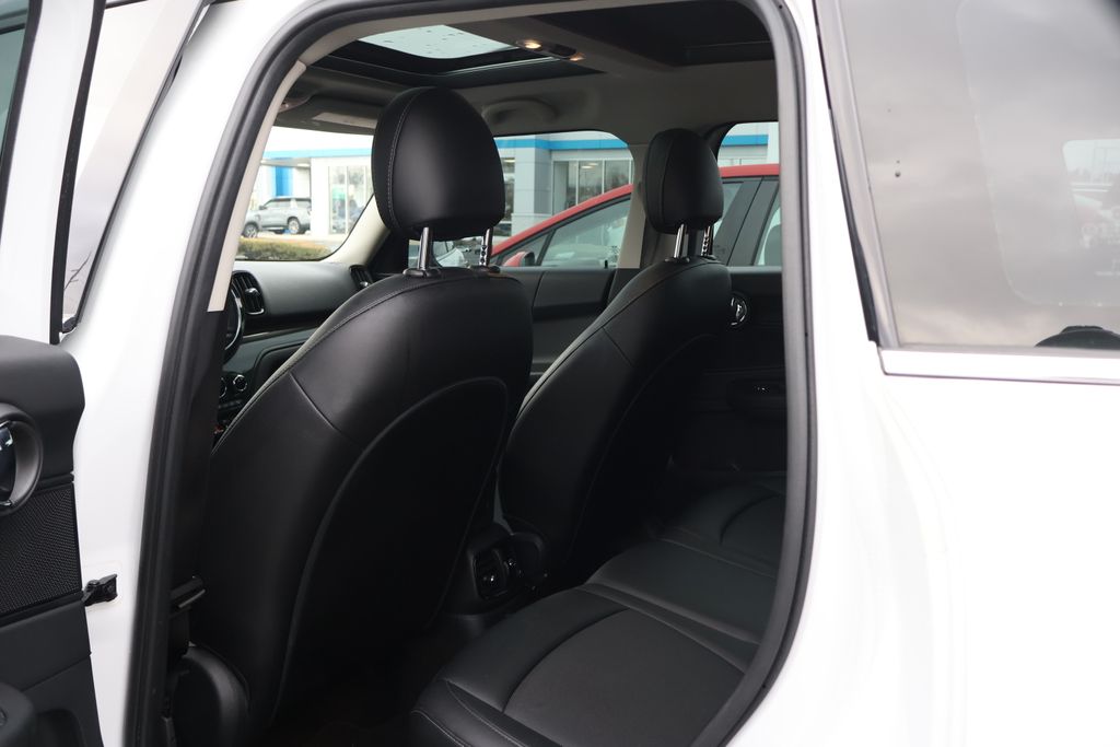 Thumbnail: 2017 MINI Cooper Countryman - 29