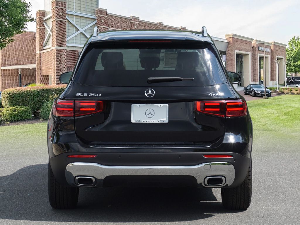 Thumbnail: 2025 Mercedes-Benz GLB - 5