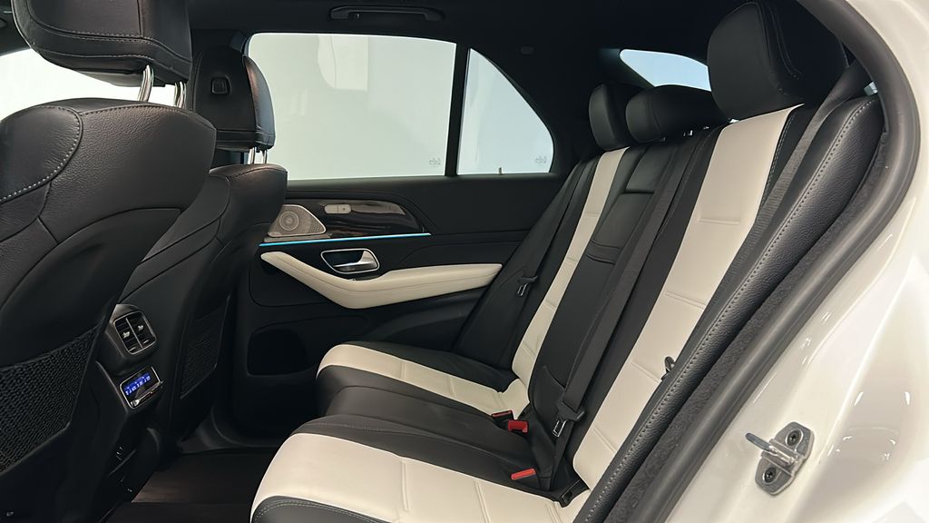 2022 Mercedes-Benz GLE 450 23