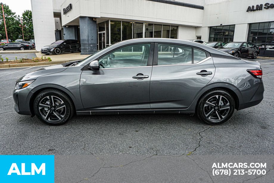 Used 2024 Gray Nissan SV image 7