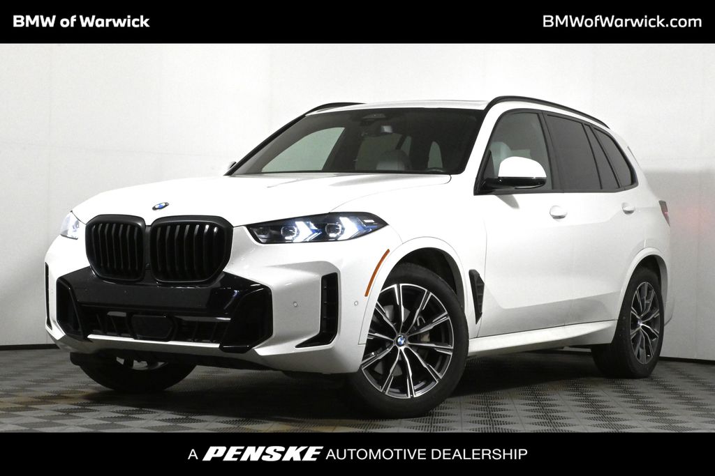 2024 BMW X5 xDrive40i Hero Image