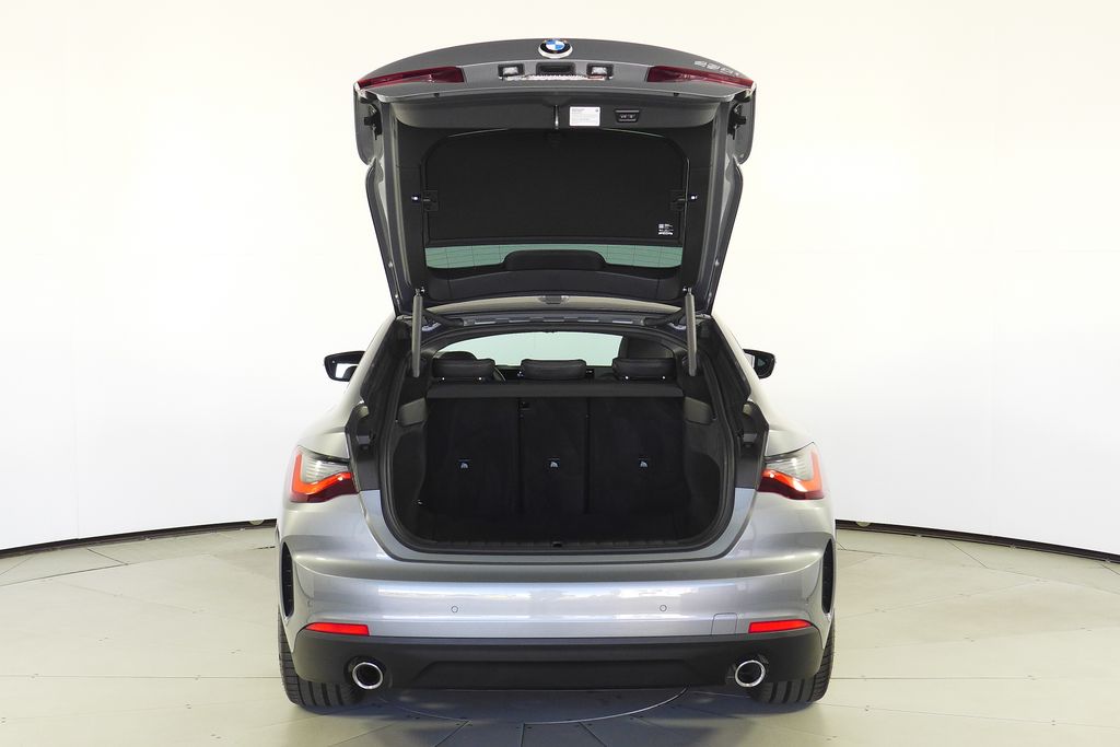 Thumbnail: 2024 BMW 4 Series - 10