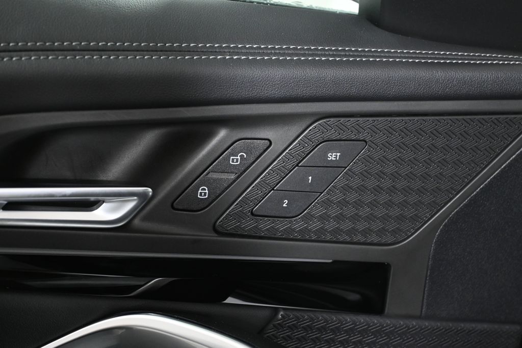 Thumbnail: 2023 BMW X1 - 27