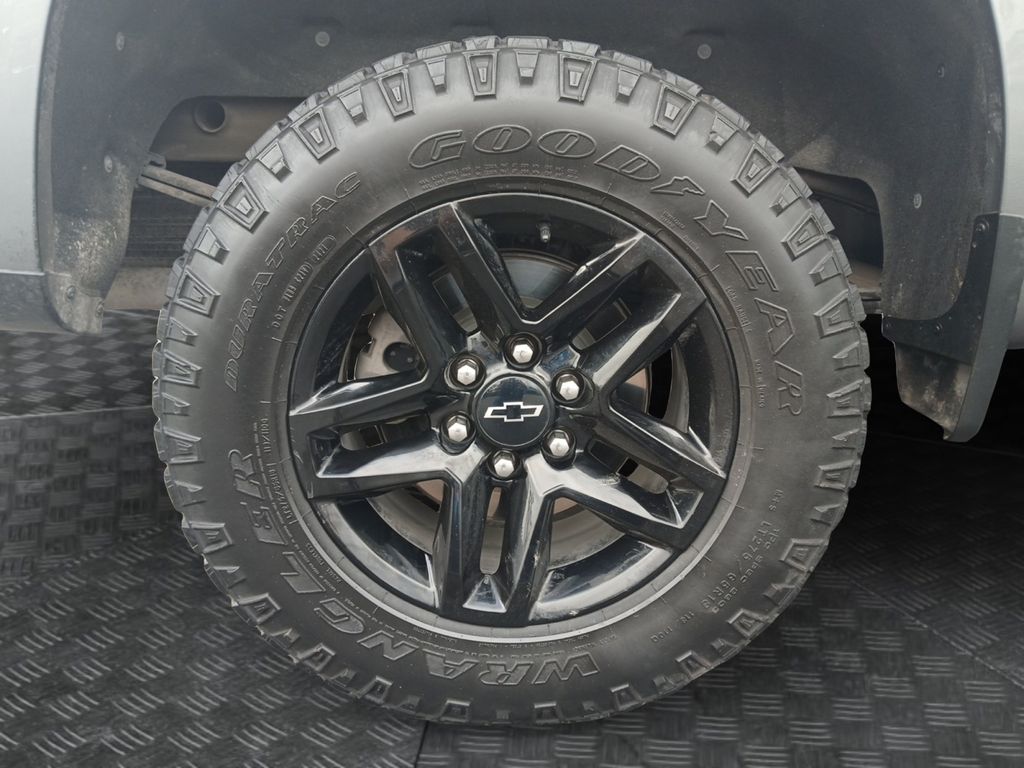 Used Car 2021 Chevrolet Silverado 1500  Lt Trail Boss For Sale Under $40,000 In Austin, Texas