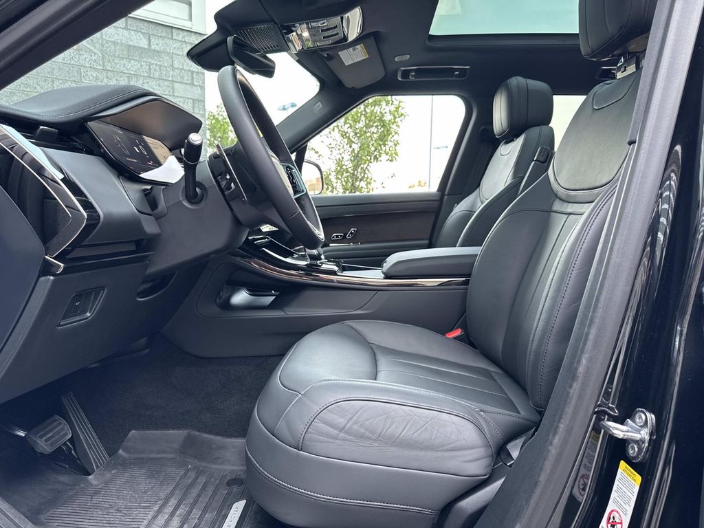 Certified Used 2024 Black Land Rover SE image 22