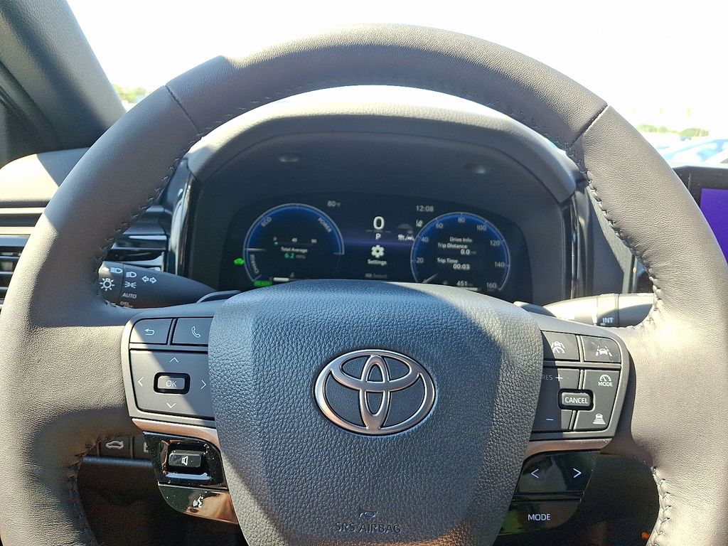 Thumbnail: 2025 Toyota Camry - 20