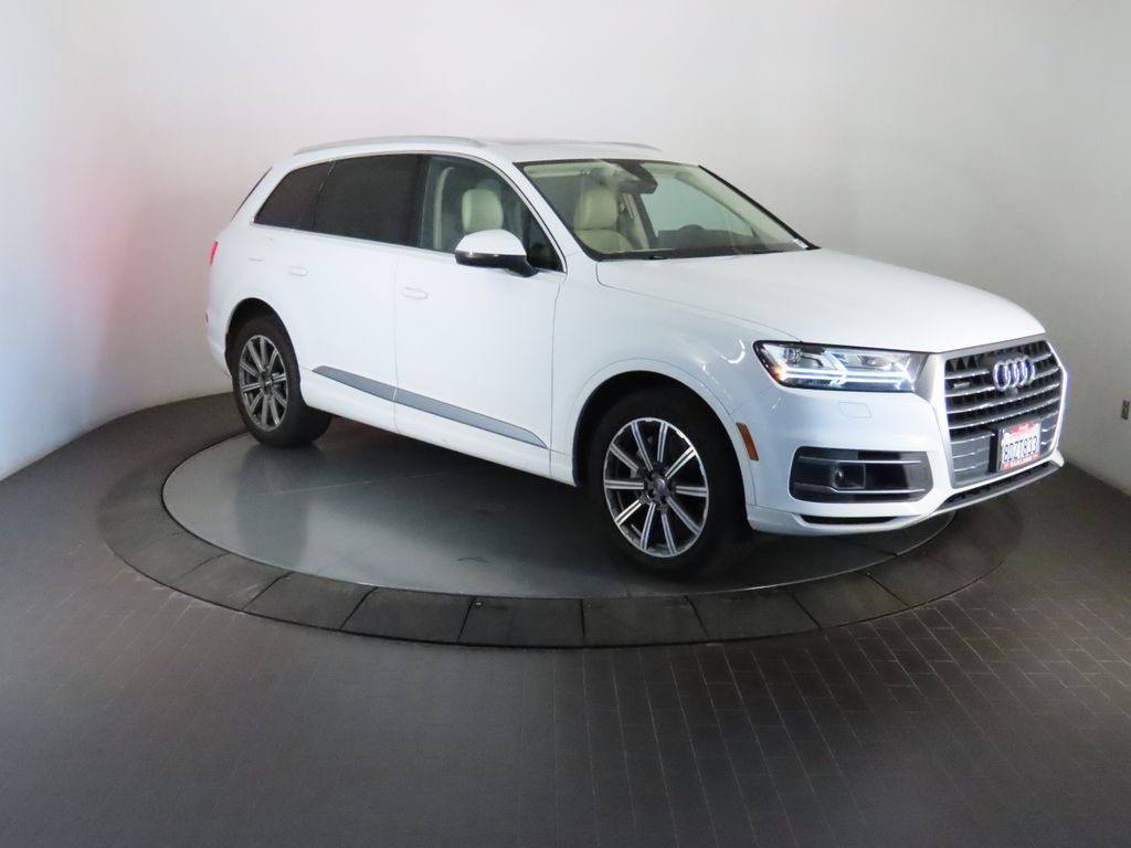 Thumbnail: 2018 Audi Q7 - 9