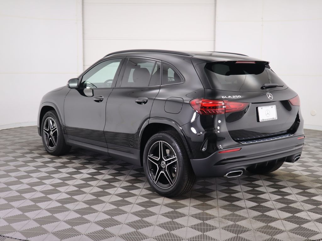 Thumbnail: 2026 Mercedes-Benz GLA - 7