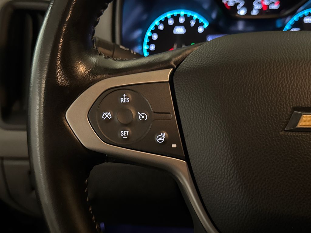 Used 2019 Gray Chevrolet LT image 19