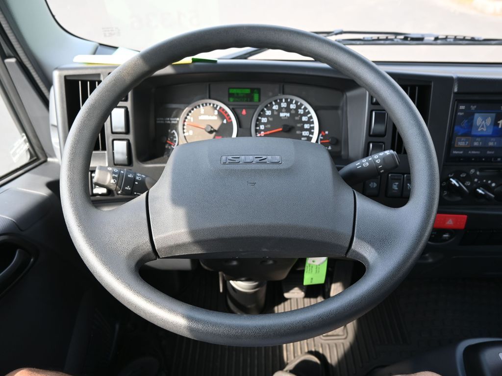 2024 Isuzu NPR HD 
