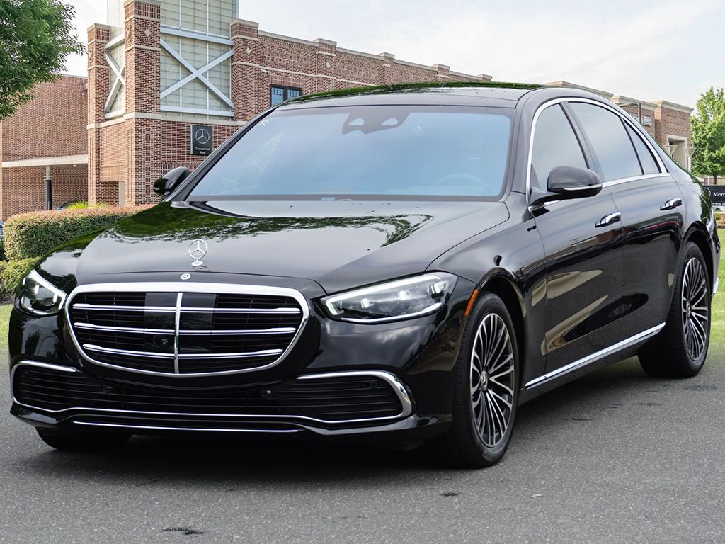 Thumbnail: 2022 Mercedes-Benz S-Class - 4
