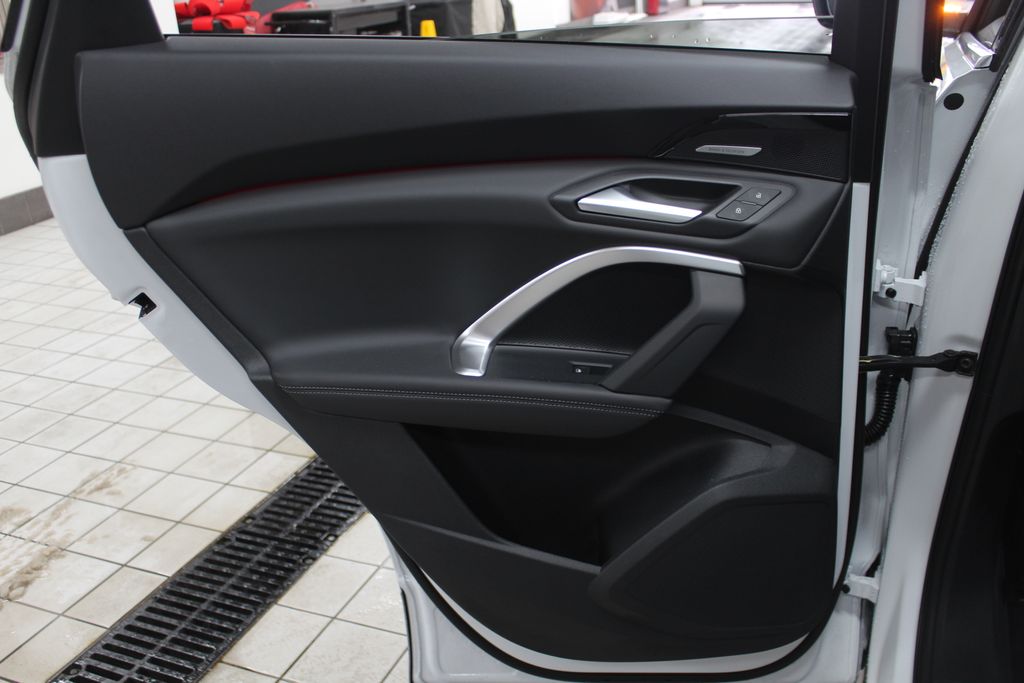 Thumbnail: 2025 Audi Q5 - 19