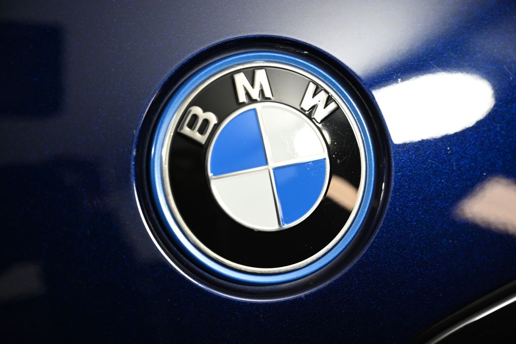 Thumbnail: 2023 BMW 3 Series - 13