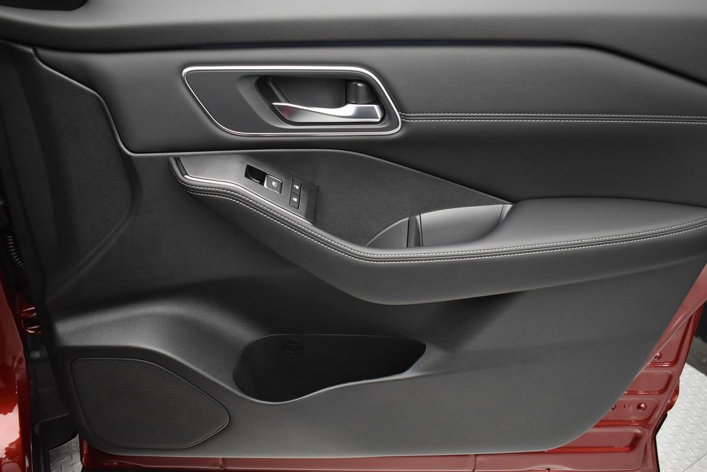 Thumbnail: 2026 Nissan Rogue - 24