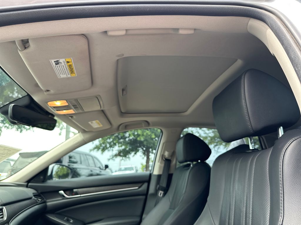 Used Car 2021 Honda Accord  Ex-l For Sale Under $25,000 In Austin, Texas