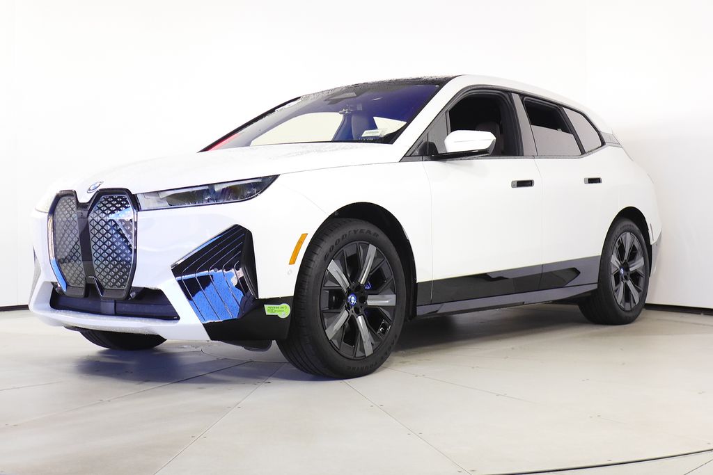 Thumbnail: 2023 BMW iX - 2