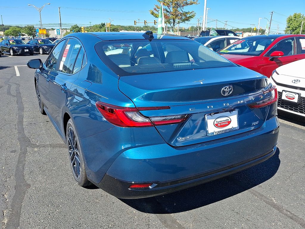 Thumbnail: 2025 Toyota Camry - 4