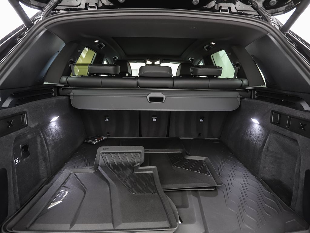 Thumbnail: 2026 BMW X5 - 24