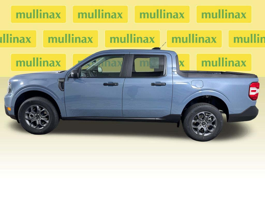 New 2026 Gray Ford XLT image 2