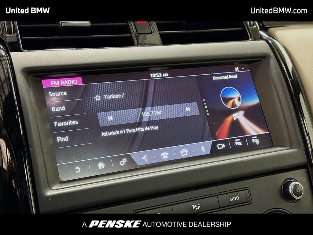 Thumbnail: 2019 Land Rover Discovery - 8