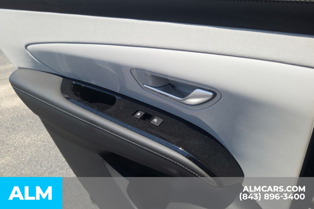 Used 2025 Deep Sea Hyundai Limited image 26