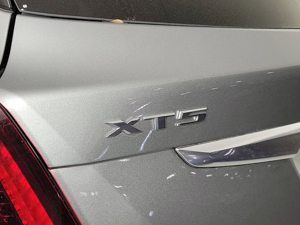 2024 Cadillac XT5 Premium Luxury - 5