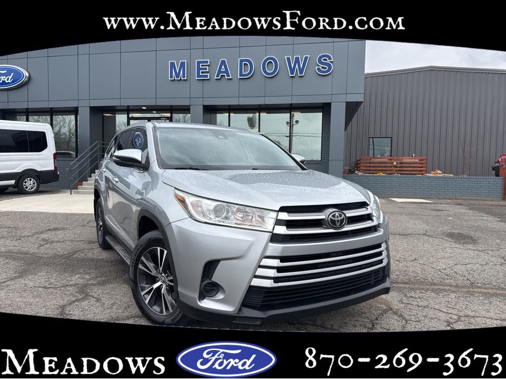 2019 Toyota Highlander LE FWD