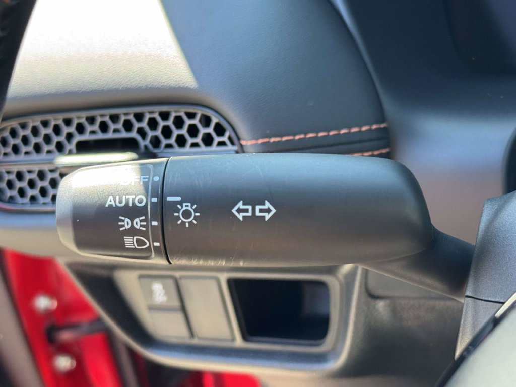 Used 2025 Honda HR-V SUV