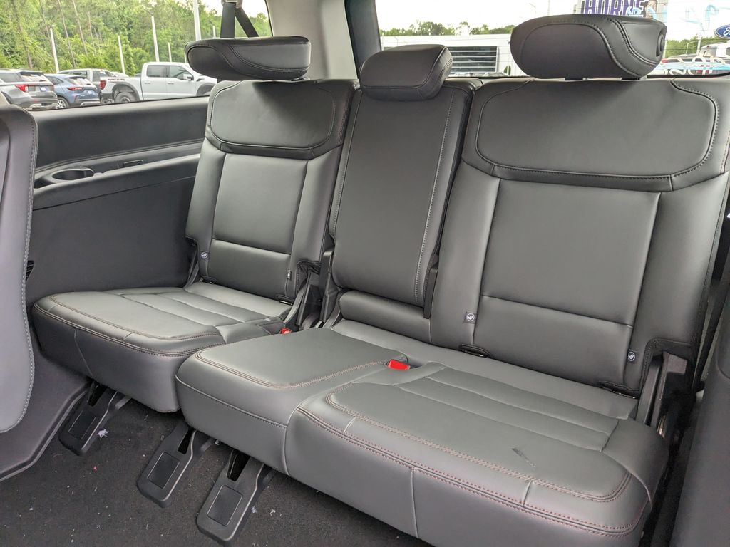 2025 Ford Expedition Active MAX