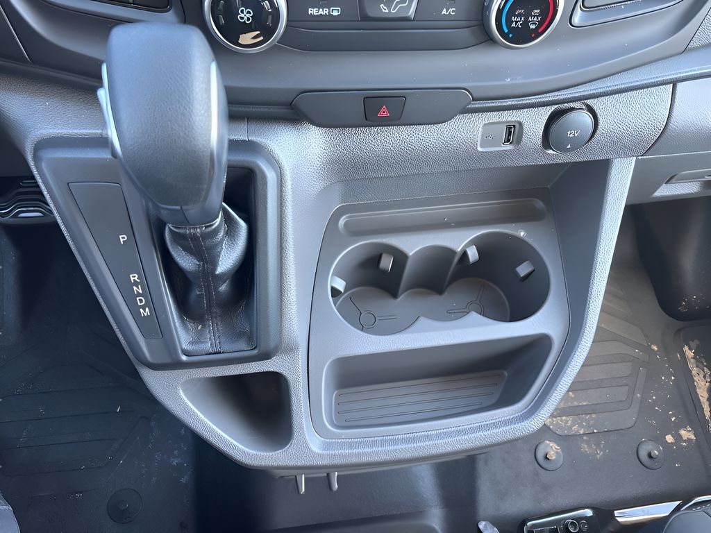 2025 Ford Transit-350