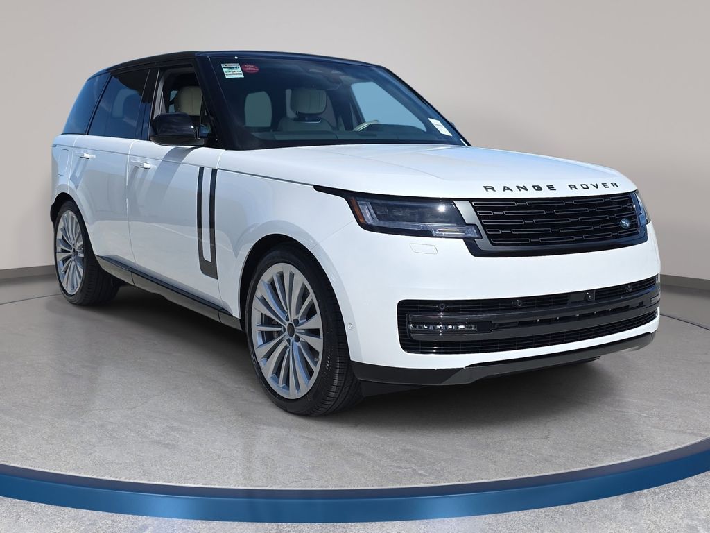 New 2026 White Land Rover SE image 3