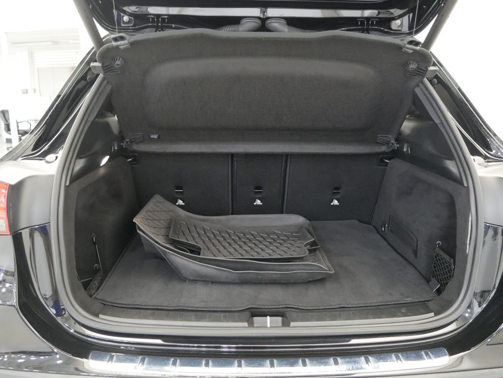 Thumbnail: 2023 Mercedes-Benz GLA - 24