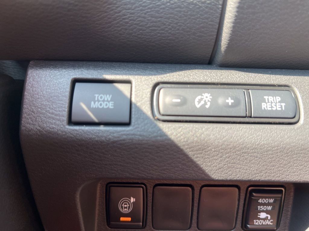 2025 Boulder Gray Pearl Nissan Frontier PRO-4X 4X4 Truck