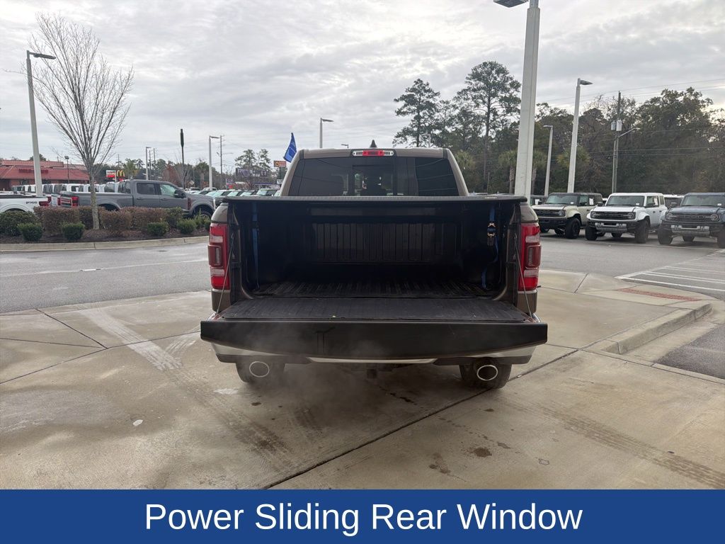 2020 Ram 1500 Laramie Crew Cab 4x4 5'7" Box