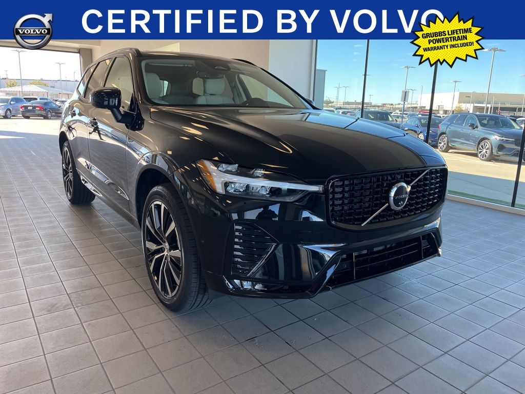 2025 Volvo XC60 B5 Plus Dark Theme AWD