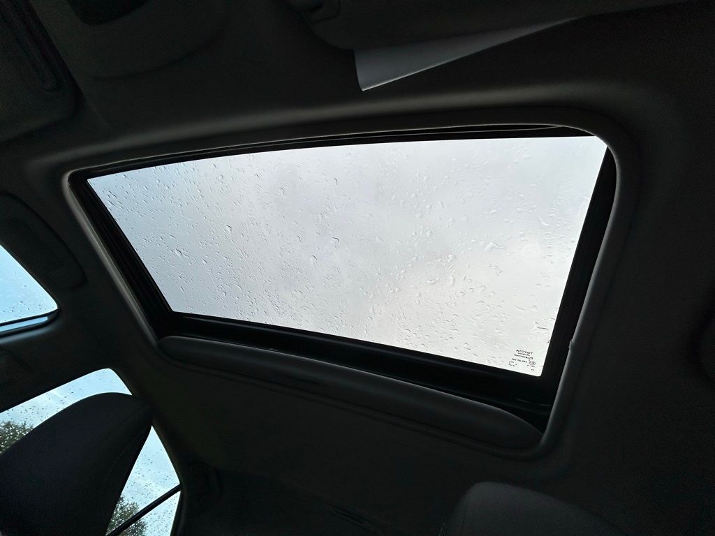 Thumbnail: 2024 Toyota Camry - 30