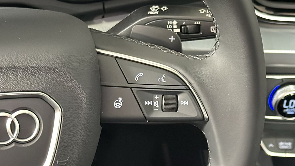 2025 Audi Q5  18