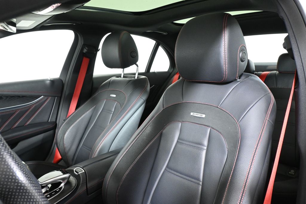 Thumbnail: 2020 Mercedes-Benz E-Class - 16