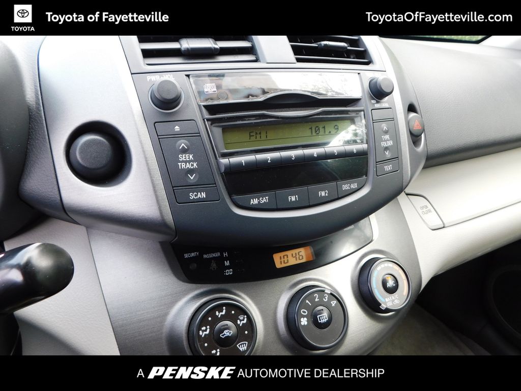 Thumbnail: 2011 Toyota RAV4 - 9