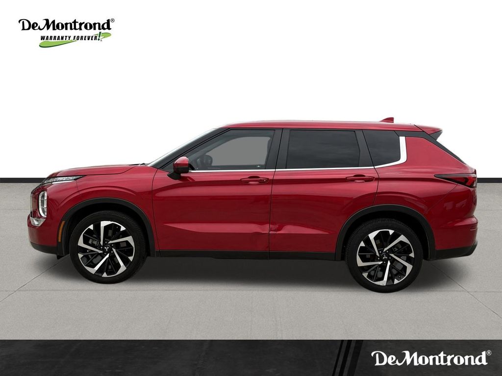 2022 Mitsubishi Outlander SE  at North Houston Mitsubishi